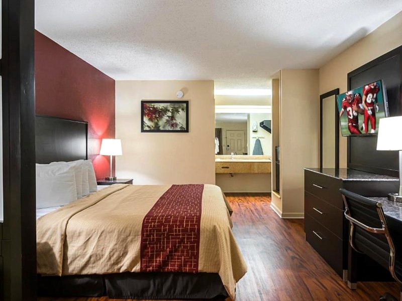 レッドルーフイン＆スイーツ スコッツボロ (Red Roof Inn & Suites Scottsboro)の写真