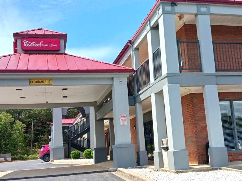 レッドルーフイン＆スイーツ スコッツボロ (Red Roof Inn & Suites Scottsboro)の写真