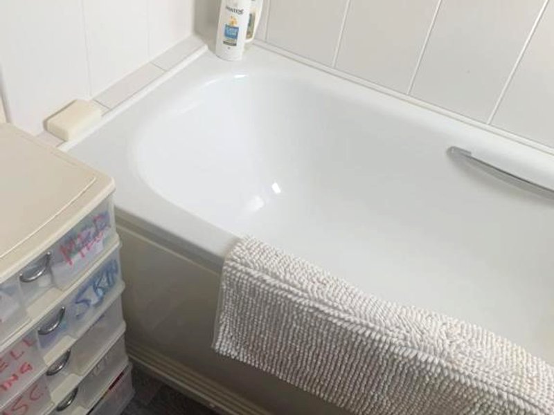 FEMALES ONLY OR Couples for DOUBLE ROOM - near Stonehengeの写真