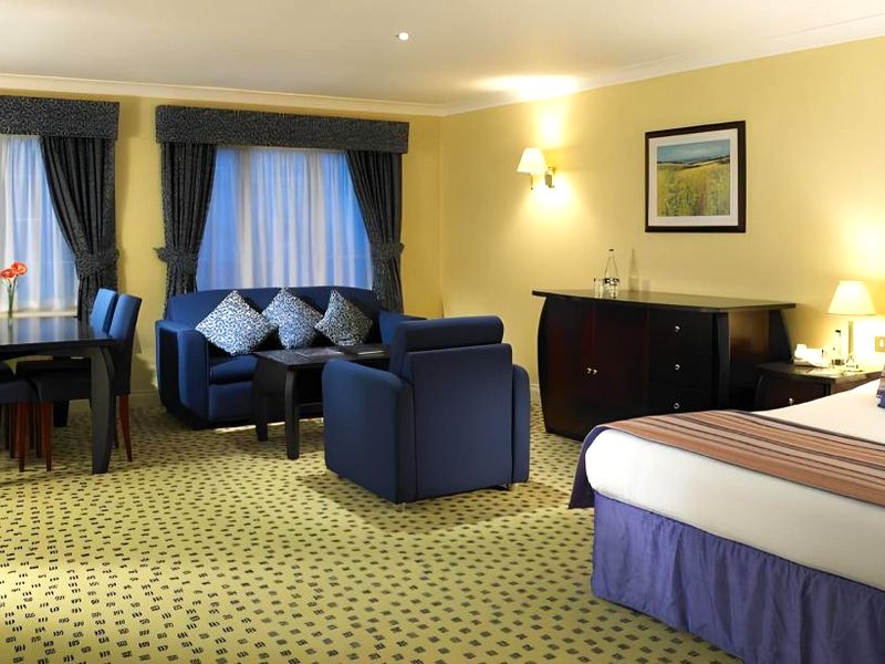 ザ ベイシングストーク カントリー ホテル (The Basingstoke Country Hotel)の写真