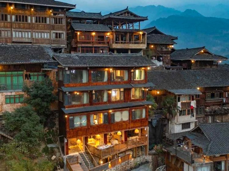 Starlight Naked Cliff View Hotel Xijiang Qianhu Miao Village Branchの写真