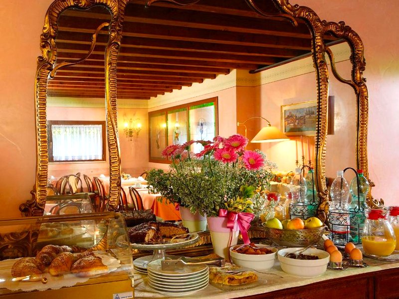 ホテル アンティコ モロ (Hotel Antico Moro)の写真