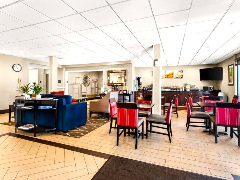 シュアステイ プラス バイ ベスト ウェスタン レディング ノース (SureStay Plus by Best Western Reading North)の写真