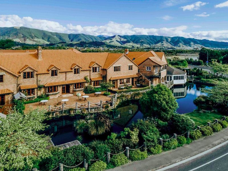 グランド アーデン モナコ ネルソン (Grand Arden Monaco Nelson)の写真