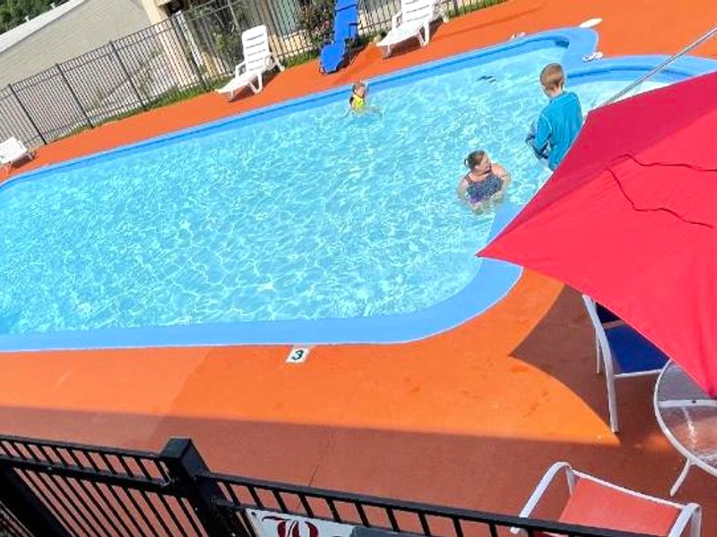 デイズ イン バイ ウィンダム フランクフォート (Days Inn by Wyndham Frankfort)の写真