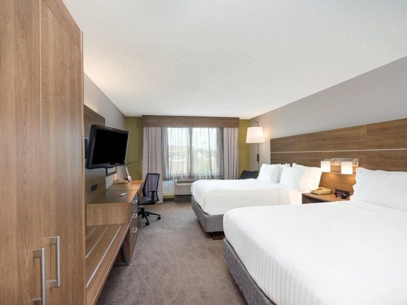 Holiday Inn Express Hotel & Suites Frankfort By IHGの写真