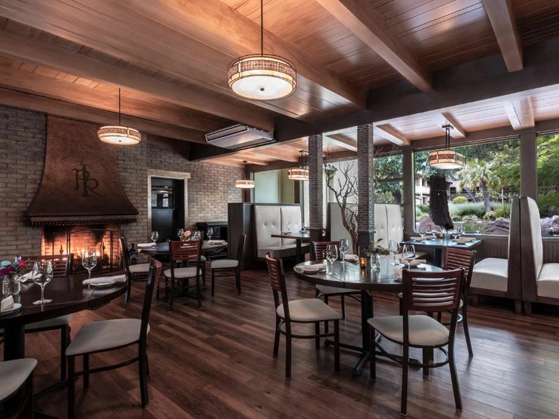 パソ ロブレス イン (Paso Robles Inn)の写真