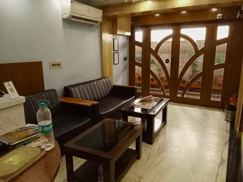 Hotel Tulusi Innの写真