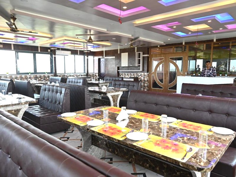 Hotel Tulusi Innの写真