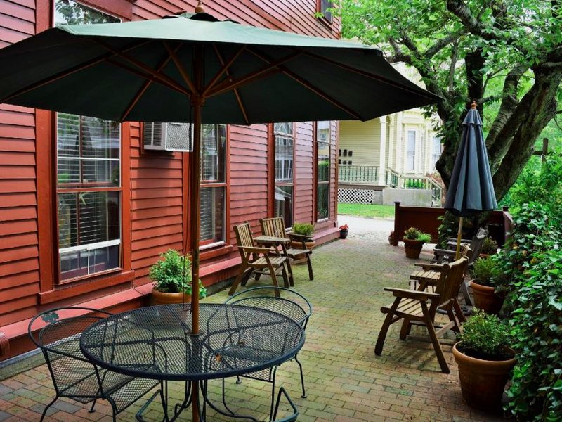 ジ インズ オン ベルビュー (The Inns On Bellevue)の写真