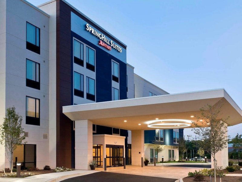 スプリングヒル スイーツ フィラデルフィア ラングホーン (SpringHill Suites Philadelphia Langhorne)の写真