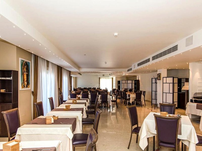 カターニア インターナショナル エアポート ホテル (Catania International Airport Hotel)の写真
