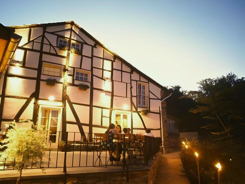 ホテル オー エキュリ ドゥ ラ レーヌ (Hotel Aux Ecuries De La Reine)の写真