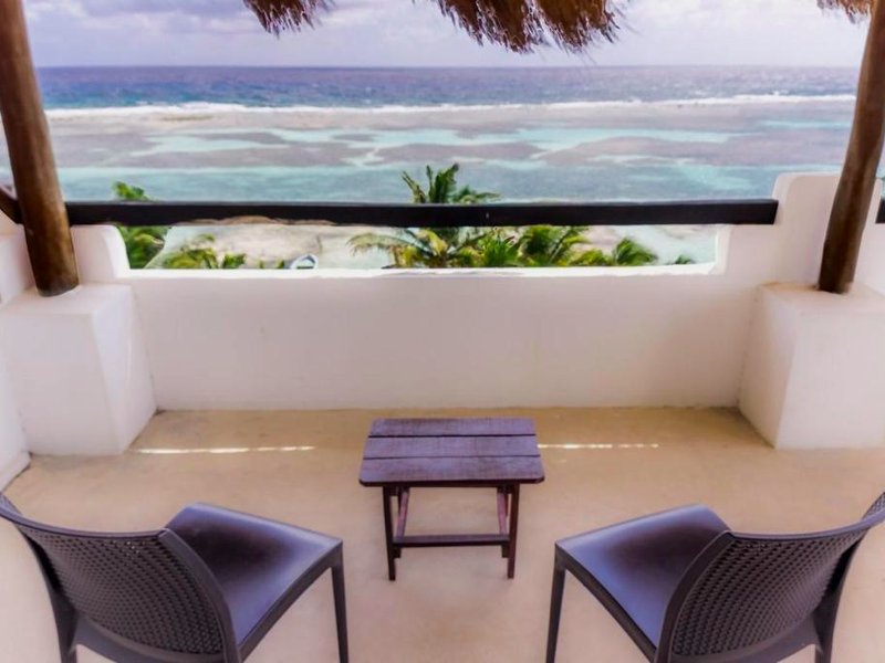 Hotel Blue Reef frente al marの写真