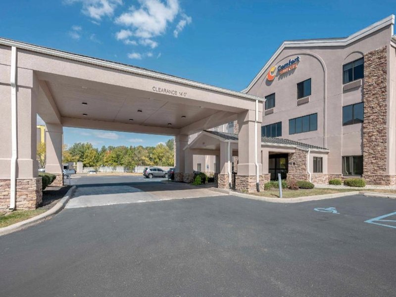 コンフォート スイーツ ウエスト インディアナポリス ブラウンズバーグ (Comfort Suites West Indianapolis - Brownsburg)の写真