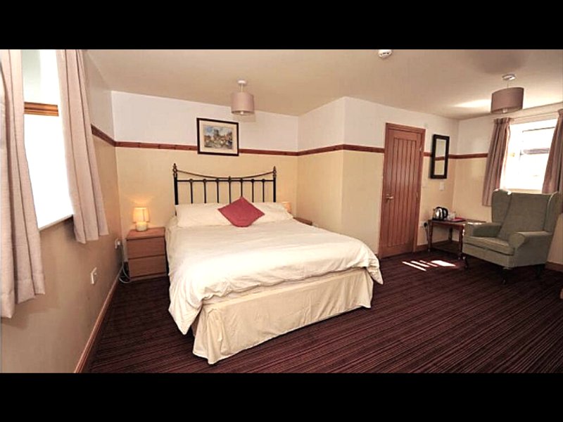 Chevin End Guest Houseの写真