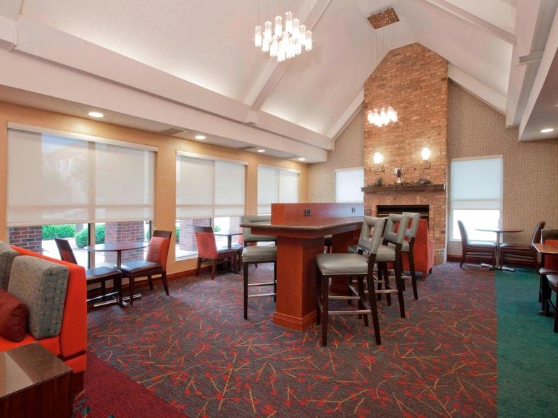 レジデンス イン ダベンポート (Residence Inn Davenport)の写真