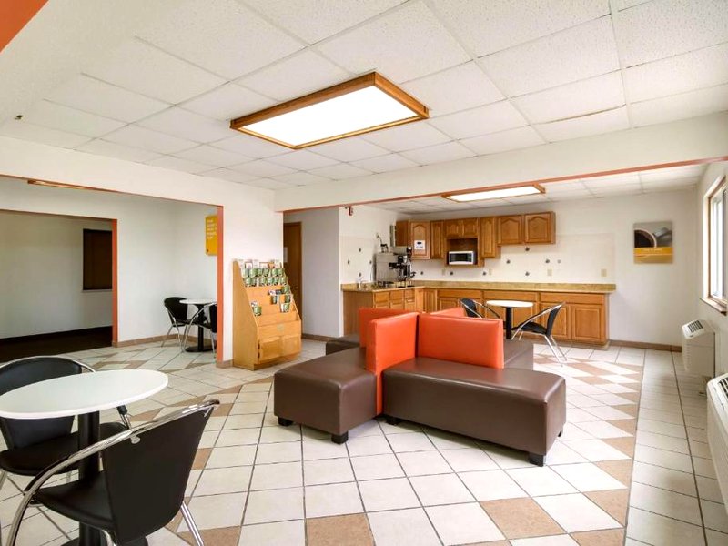 Motel 6 Davenport, IAの写真