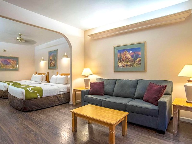 クオリティ イン & スイーツ フェニックス NW - サン シティ (Quality Inn & Suites Phoenix NW - Sun City)の写真