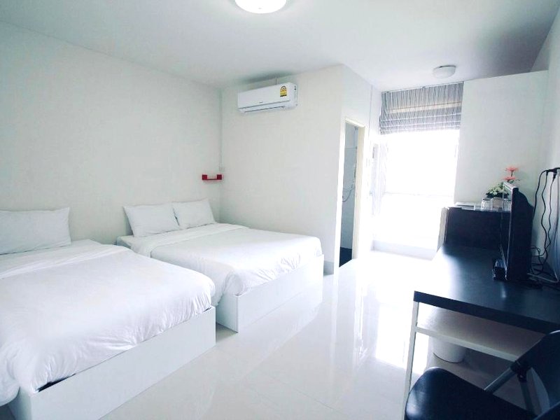 ホンフブ サコン ホテル (Honghub Sakon Hotel)の写真