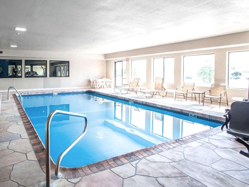 コンフォート イン リーズ サミット アット ハイウェイ 50 & ハイウェイ 291 (Comfort Inn Lees Summit @ Hwy 50 & Hwy 291)の写真