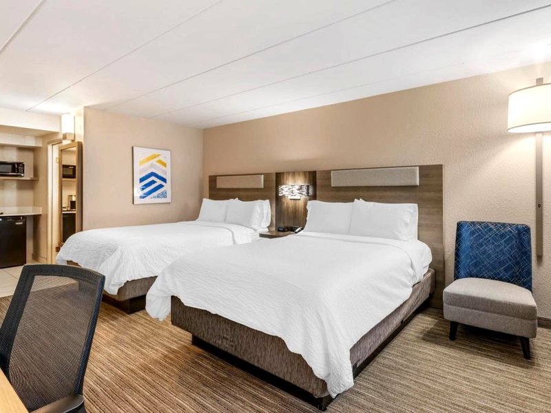 Holiday Inn Express Chicago-Downers Grove By IHGの写真