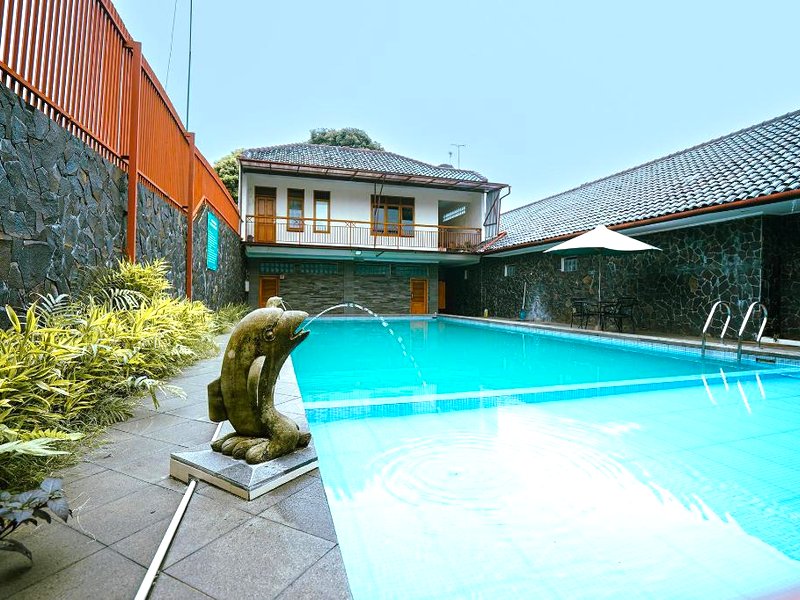 ザ プリアンガン ホテル I ヨス スダルソ (The Priangan Hotel I Yos Sudarso)の写真