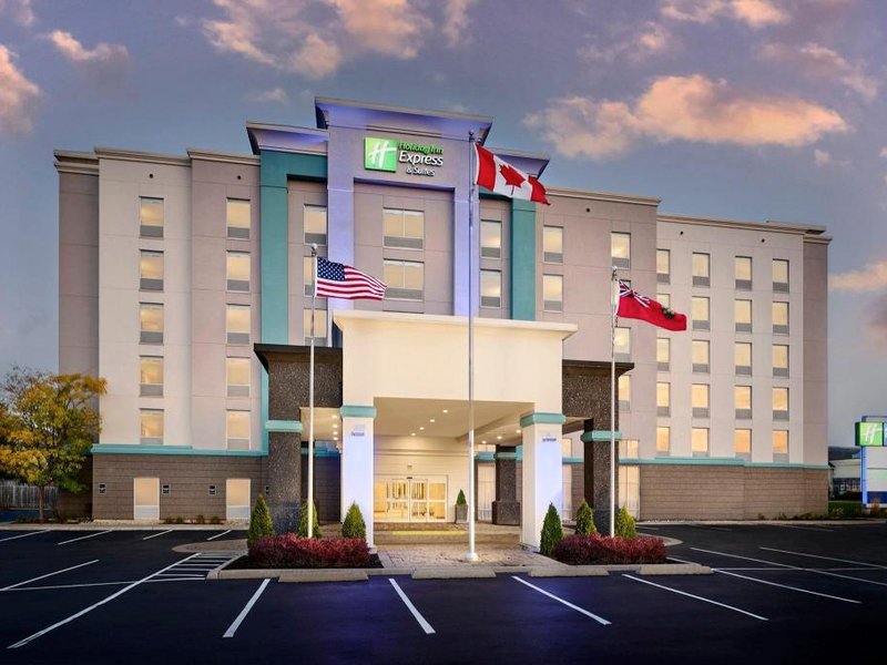 ホリデイ イン エクスプレス アンド スイーツ キッチナー サウスイースト バイ IHG (HOLIDAY INN EXPRESS AND SUITES KITCHENER SOUTHEAST By IHG)の写真