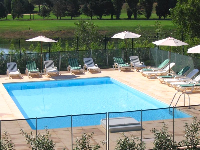レジドホテル ゴルフ グラン アヴィニョン (Residhotel Golf Grand Avignon)の写真
