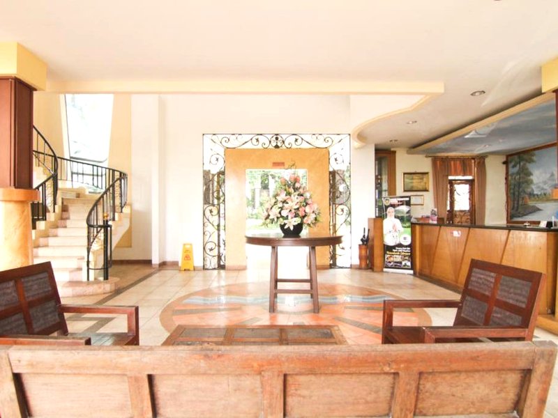 ホテル グランド シトゥ ブレウド (Hotel Grand Situ Buleud)の写真
