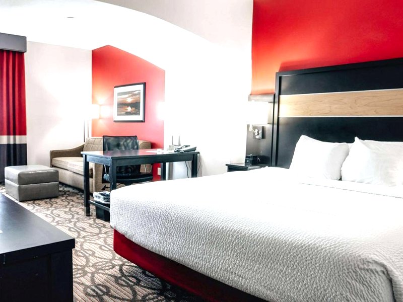 ラ キンタ イン&スイーツ バイ ウィンダム スタークビル アット MSU (La Quinta Inn & Suites by Wyndham Starkville at MSU)の写真