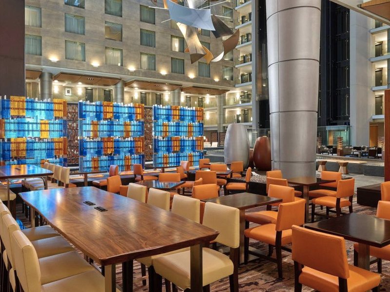 ザ ウェスティン デトロイト メトロポリタン エアポート (The Westin Detroit Metropolitan Airport)の写真