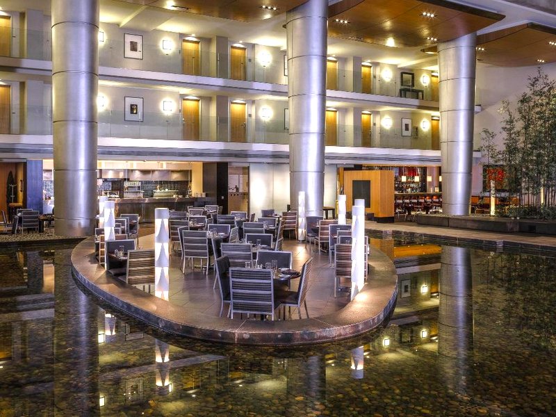 ザ ウェスティン デトロイト メトロポリタン エアポート (The Westin Detroit Metropolitan Airport)の写真