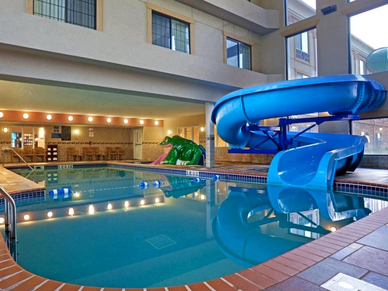 ホリデイ イン エクスプレス ホテル ＆ スイーツ ロングモント バイ IHG (Holiday Inn Express Hotel & Suites Longmont By IHG)の写真