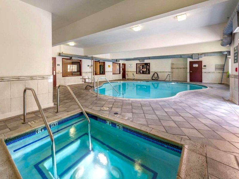 Citrus Suites Redlands Loma Linda Hotelの写真