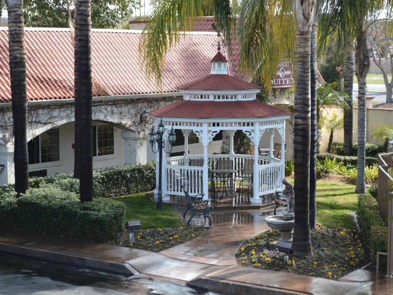 ダイナスティ スイーツ レッドランズ (Dynasty Suites Redlands)の写真