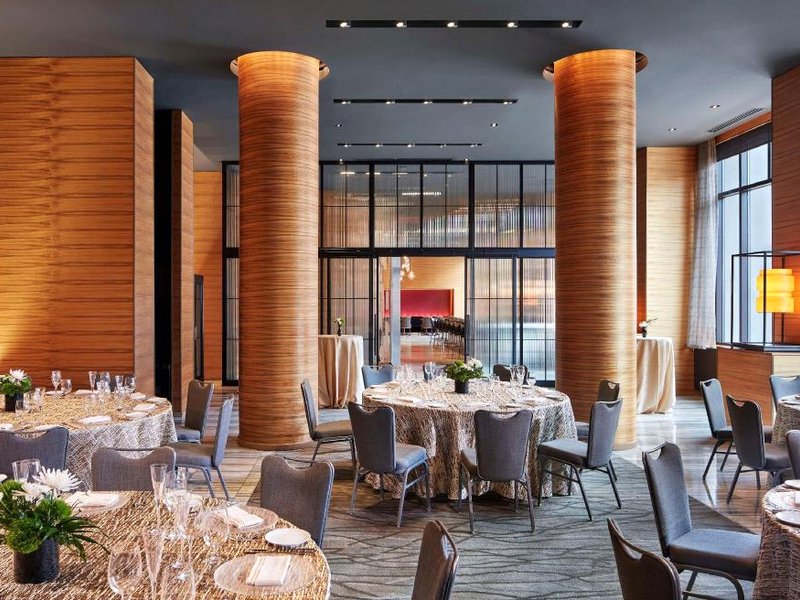 The Lofton Hotel Minneapolis, Tapestry Collection by Hiltonの写真