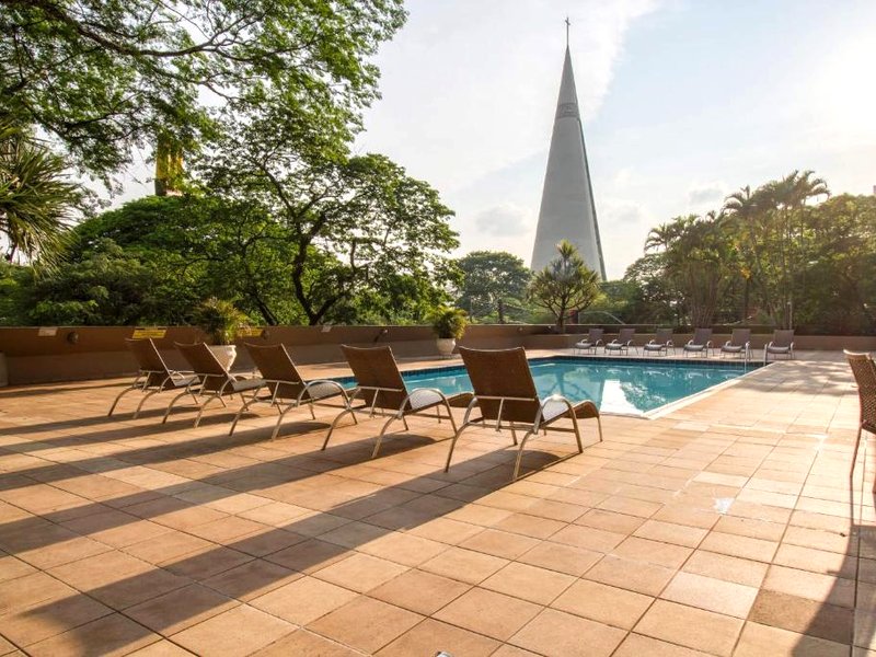 Hotel Deville Business Maringaの写真
