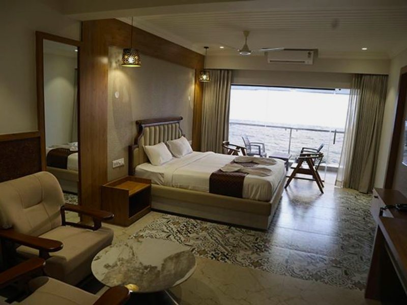 Palm breeze beach resortの写真
