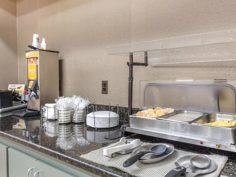 クオリティ イン (Quality Inn Mount Airy Mayberry)の写真