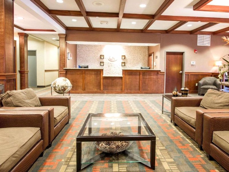 Comfort Suites   Grand Rapids Northの写真