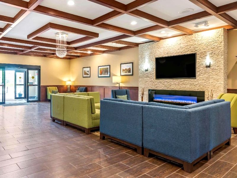Comfort Suites   Grand Rapids Northの写真