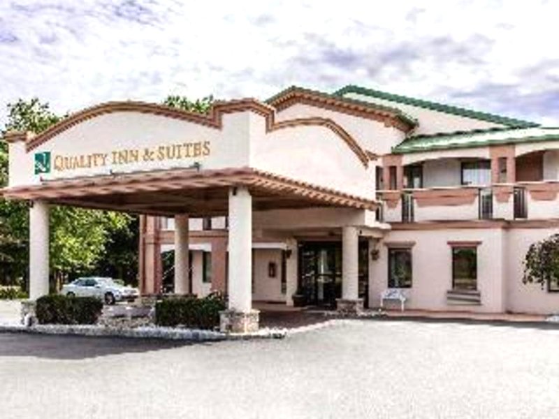 Quality Inn & Suitesの写真
