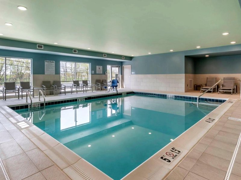 Holiday Inn Express and Suites Lancaster - Mount Joy By IHGの写真