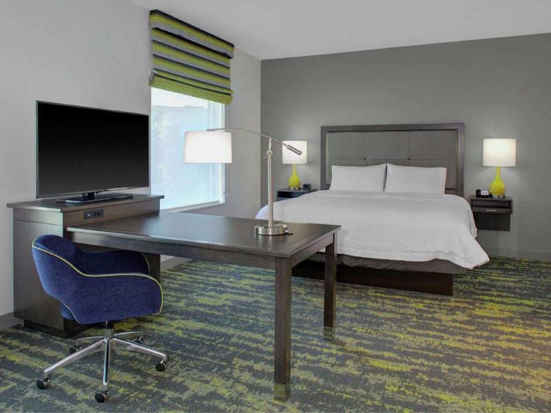 ハンプトン イン & スイーツ アーバイン-オレンジ カウンティ エアポート (Hampton Inn & Suites Irvine-Orange County Airport)の写真