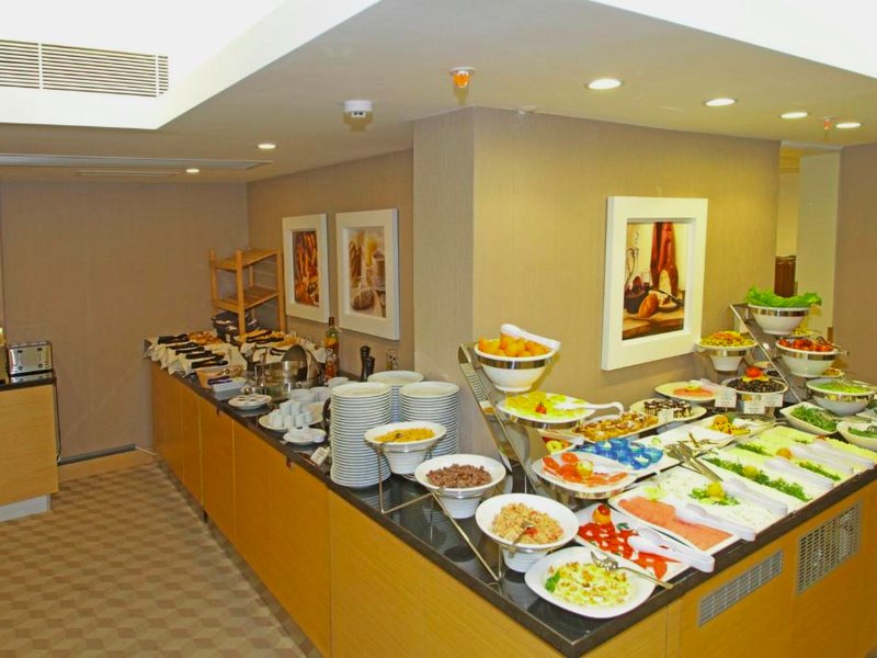 エフェレル ホテル (Efeler Hotel)の写真