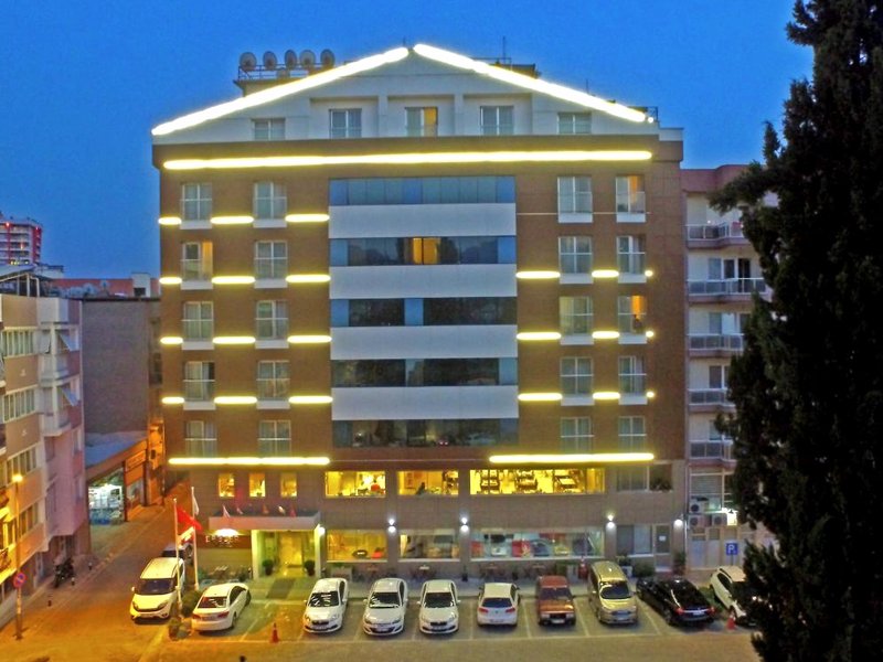 エフェレル ホテル (Efeler Hotel)の写真