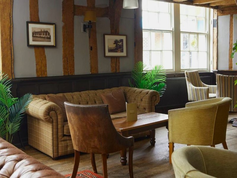 White Hart Hotel by Greene King Innsの写真