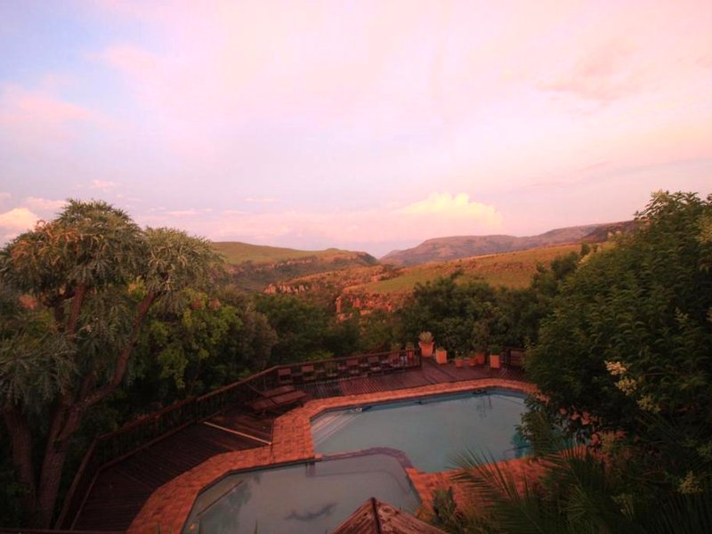 アクラ リトリート マウンテン ビュー ロッジ (Acra-Retreat Mountain View Lodge)の写真