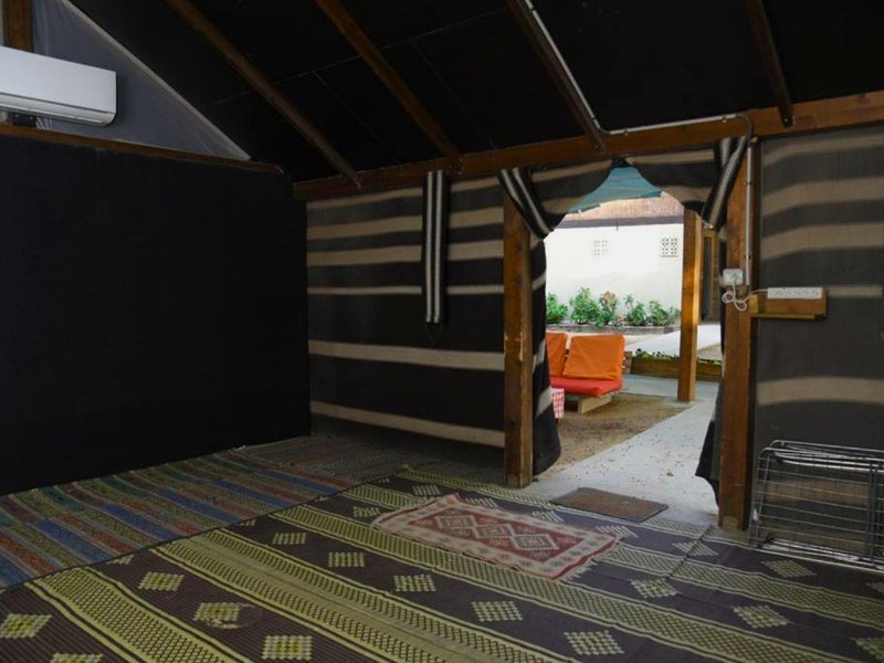 חאן שירת הערבהの写真